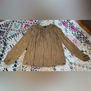 Current Air Crinkle Long-Sleeve Blouse in Olive Brown